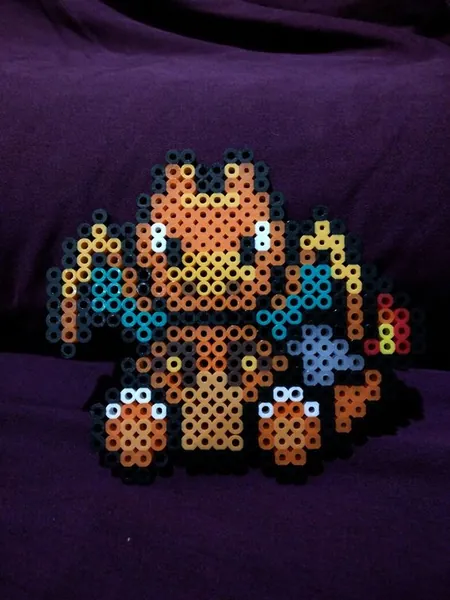 Charizard z koralików do prasowania – inspiracja 8
