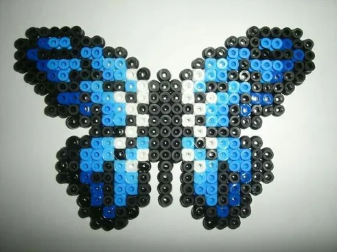 Motyl z koralików do prasowania – inspiracja 9