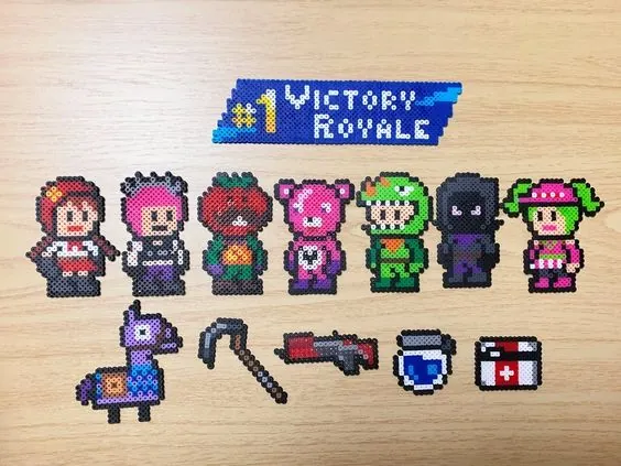Fortnite z koralików do prasowania – inspiracja 12