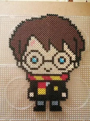Harry Potter z koralików do prasowania – inspiracja 16