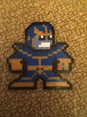 Marvel z koralików do prasowania – Thanos