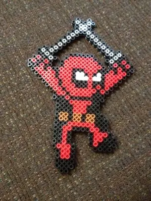 Marvel z koralików do prasowania – Deadpool