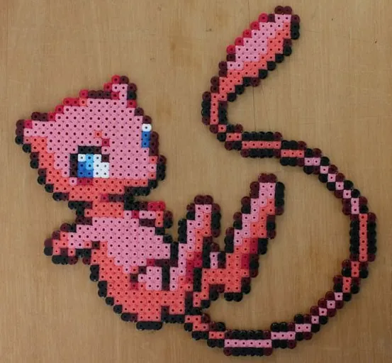 Mew z koralików do prasowania – Mały Mewtwo