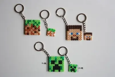 Minecraft z koralików do prasowania – inspiracja 1
