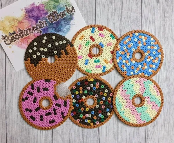 Donuty z koralików do prasowania – inspiracja 15