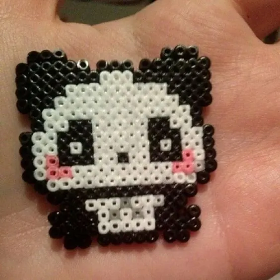 Panda z koralików do prasowania – inspiracja 16