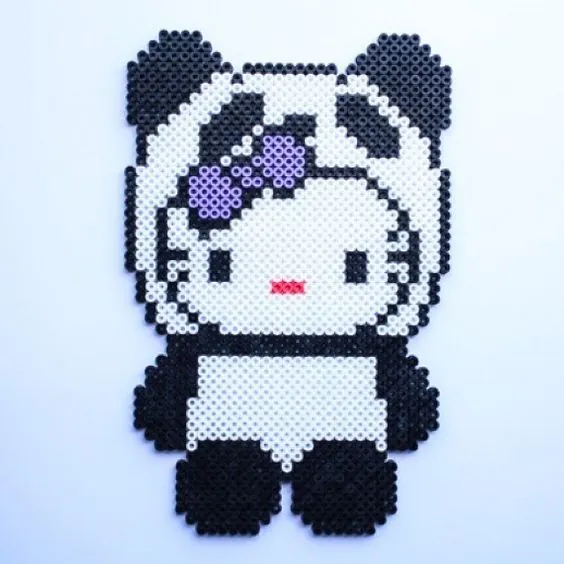 Panda z koralików do prasowania – inspiracja 21