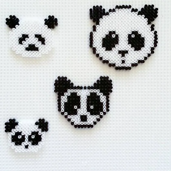 Panda z koralików do prasowania – inspiracja 23