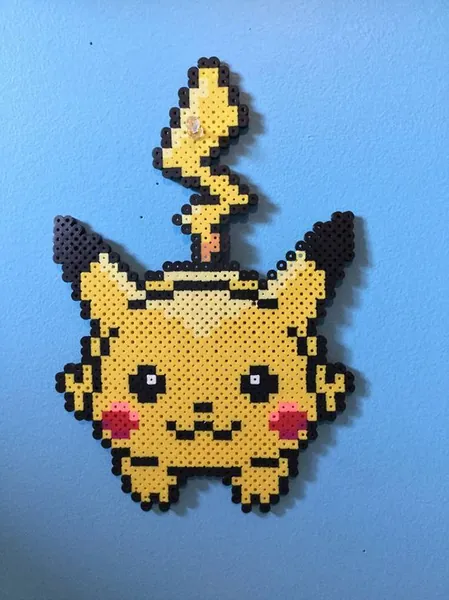Pikachu z koralików do prasowania – inspiracja 11