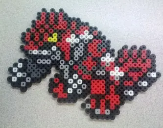 Pokémon z koralików do prasowania – Groudon