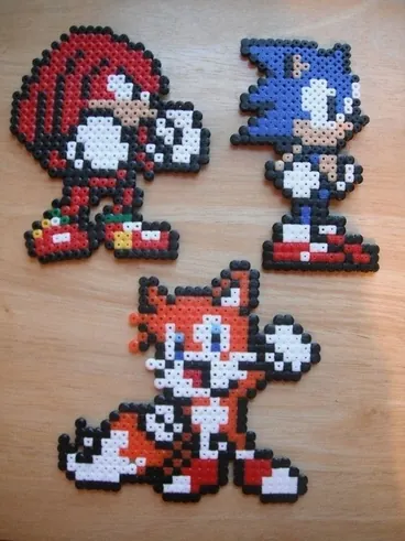 Sonic z koralików do prasowania – inspiracja 16
