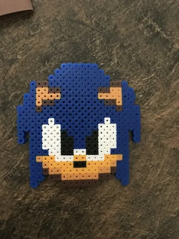 Sonic z koralików do prasowania – inspiracja 22