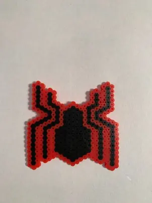 Spider-Man z koralików do prasowania – inspiracja 7