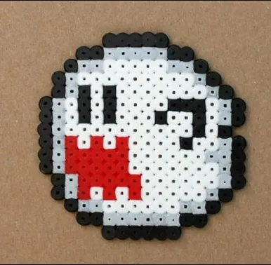 Duszki z koralików do prasowania – Duszek Boo z Mario