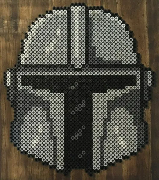 Star Wars z koralików do prasowania – Mandalorianin